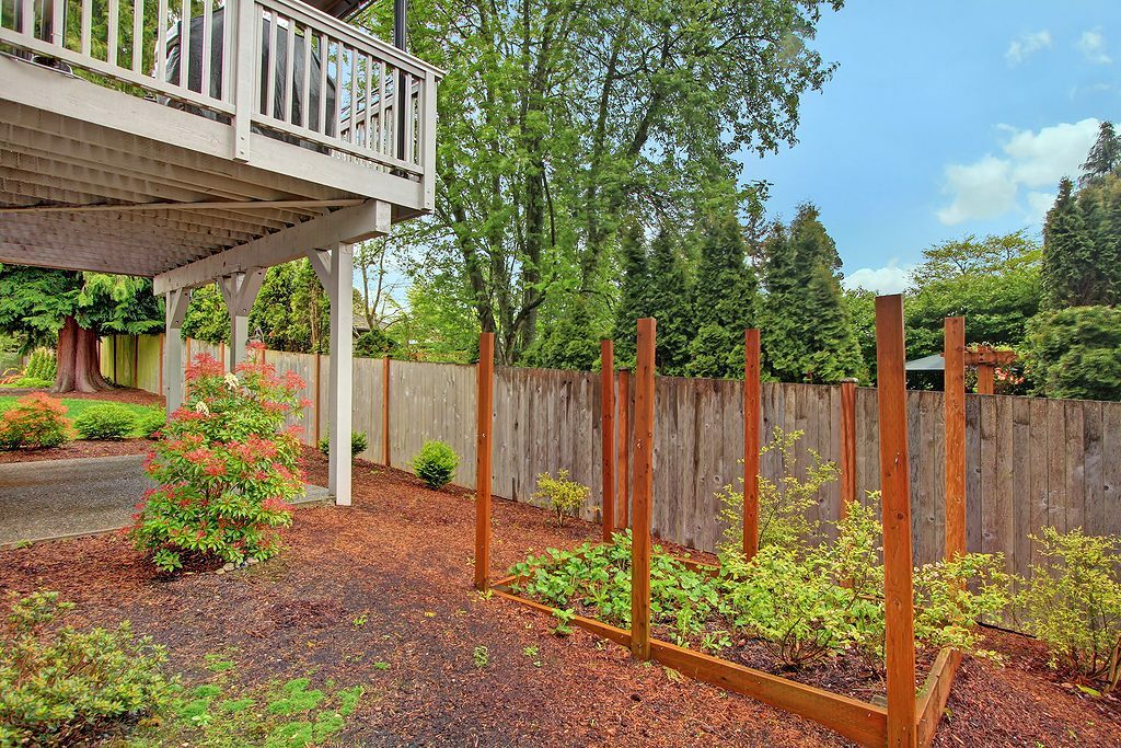 Property Photo:  23915 76th Ave W  WA 98026 