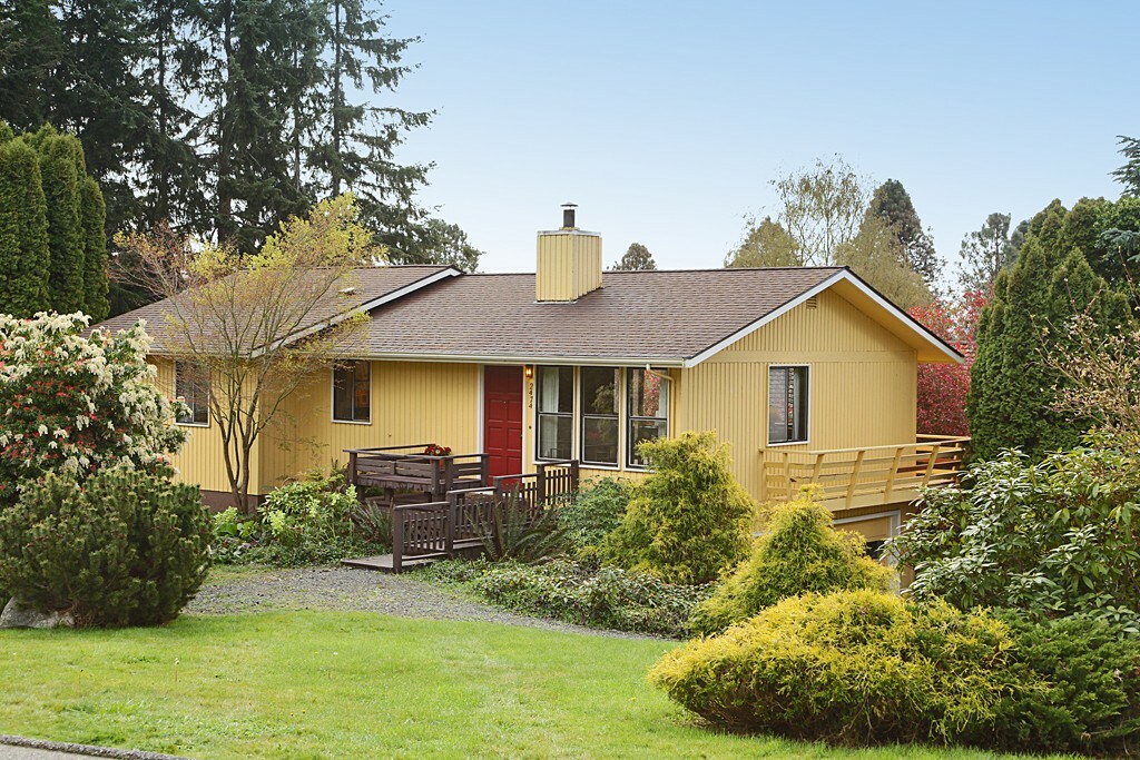 Property Photo:  2474 Hillis Dr  WA 98260 