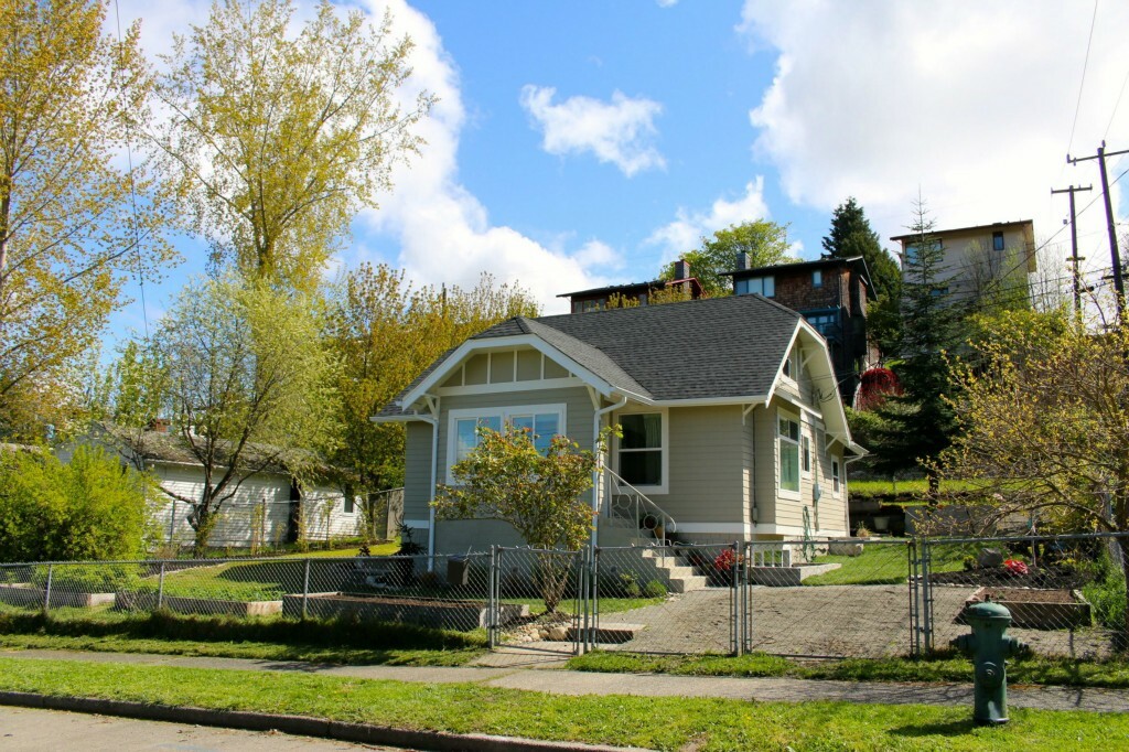 Property Photo:  7756 15th Ave SW  WA 98106 