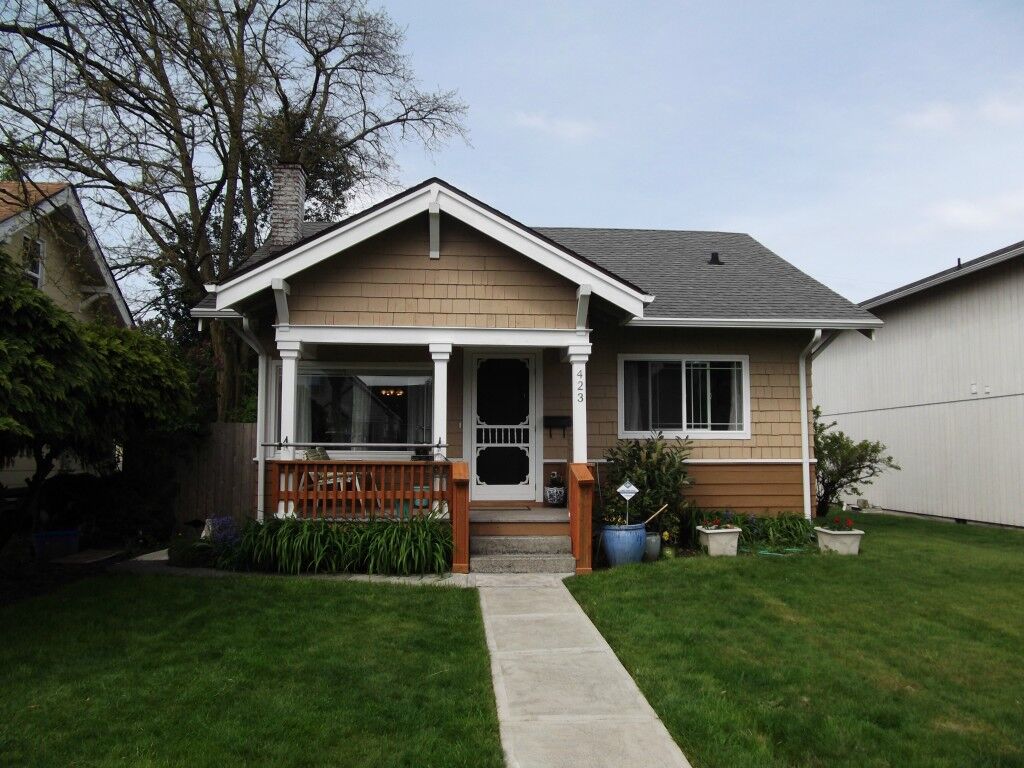 Property Photo:  423 S 55th St  WA 98408 