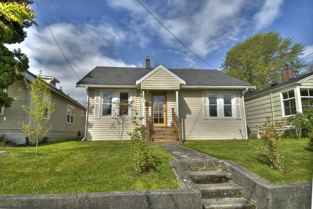 Property Photo:  8039 Earl Ave NW  WA 98117 