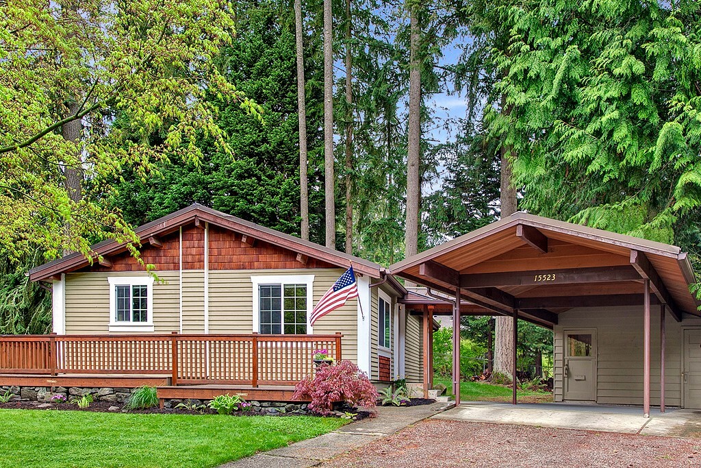 Property Photo: 15523 187th Ave NE WA 98072