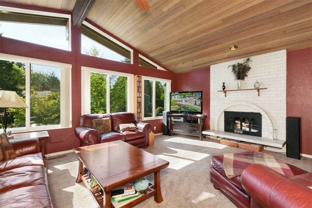 Property Photo:  17129 21st Ave SE  WA 98012 
