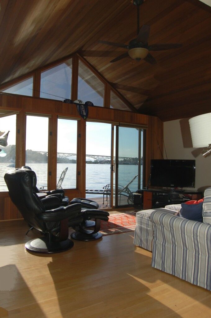 Property Photo:  2339 Fairview Ave E P  WA 98102 