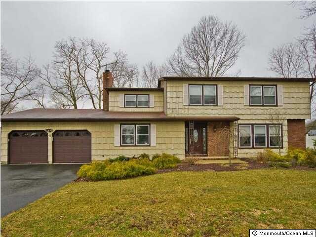 Property Photo:  4 Whitney Drive  NJ 07746 