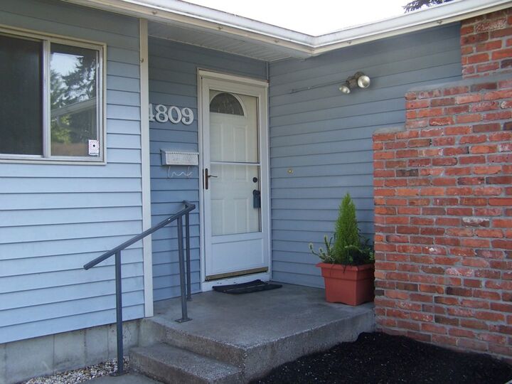 Property Photo:  4809 219th St SW  WA 98043 