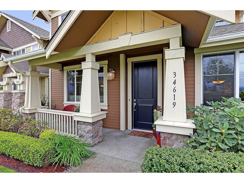 Property Photo: 34619 SE Jeffs St WA 98065