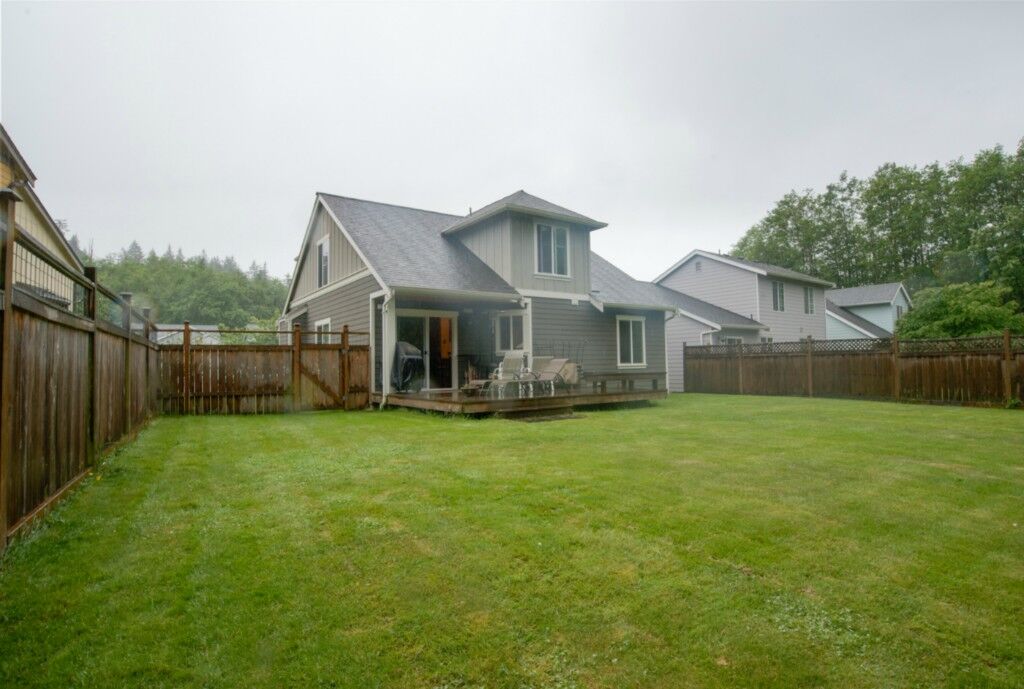 Property Photo:  1536 Toledo Ct  WA 98229 