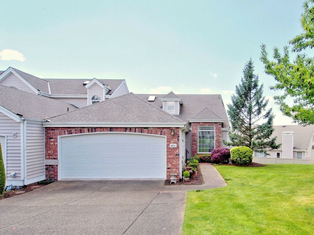 Property Photo:  14113 SE 238th Lane  WA 98042 