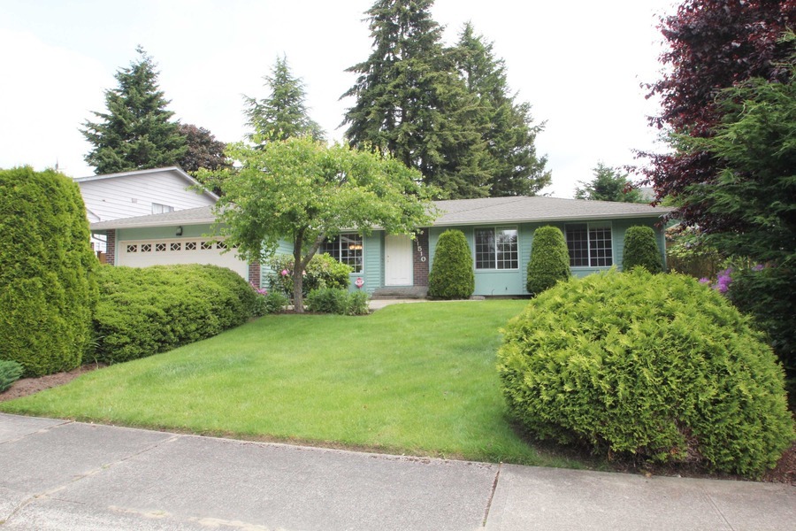 Property Photo:  31510 41st Ave SW  WA 98023 