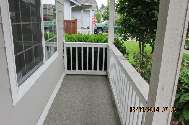 Property Photo:  10911 184th Ave E  WA 98391 