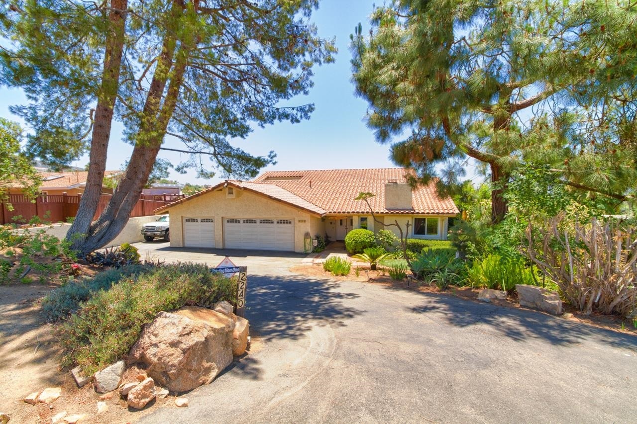 Property Photo: 2240 Vista Grande Dr CA 92084
