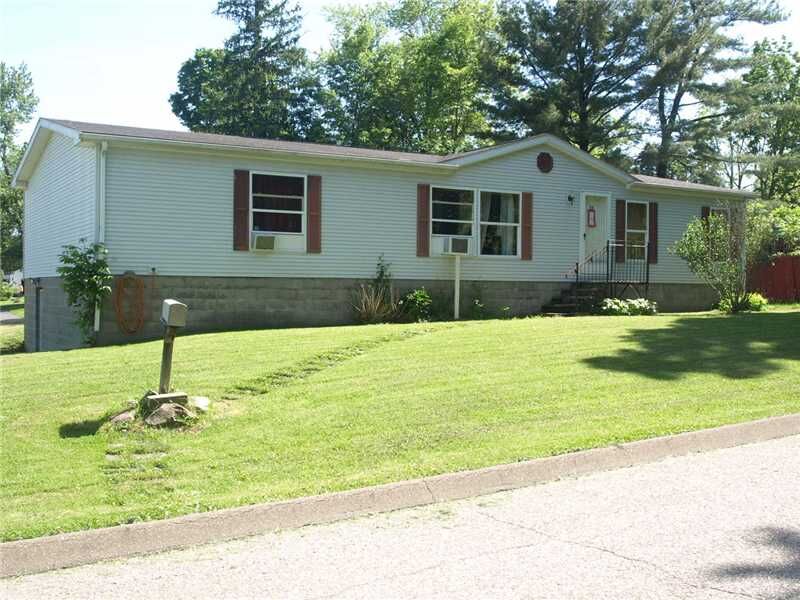 Property Photo:  26 Gillette Street  PA 16438 