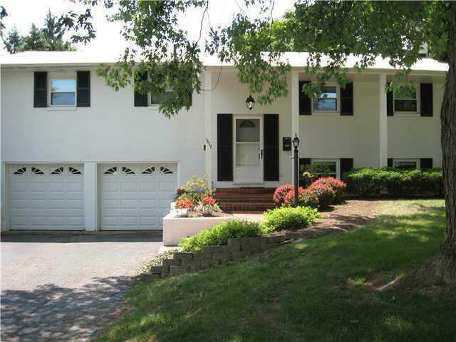 Property Photo:  1357 Fishinger Road  OH 43221 