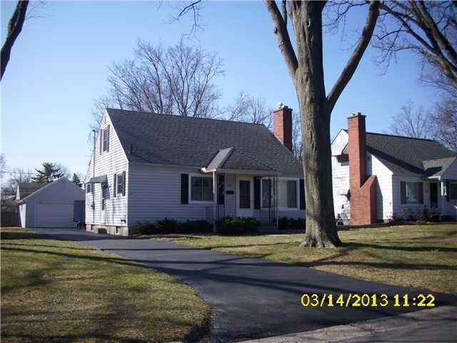 Property Photo:  2183 Wesleyan Drive  OH 43221 