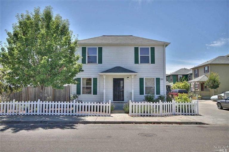 Property Photo: 703 Prince Street CA 95401