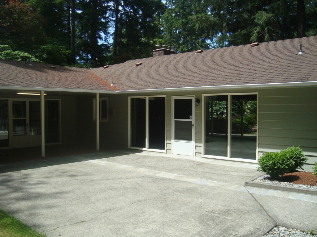 Property Photo:  12611 Nyanza Rd SW  WA 98499 