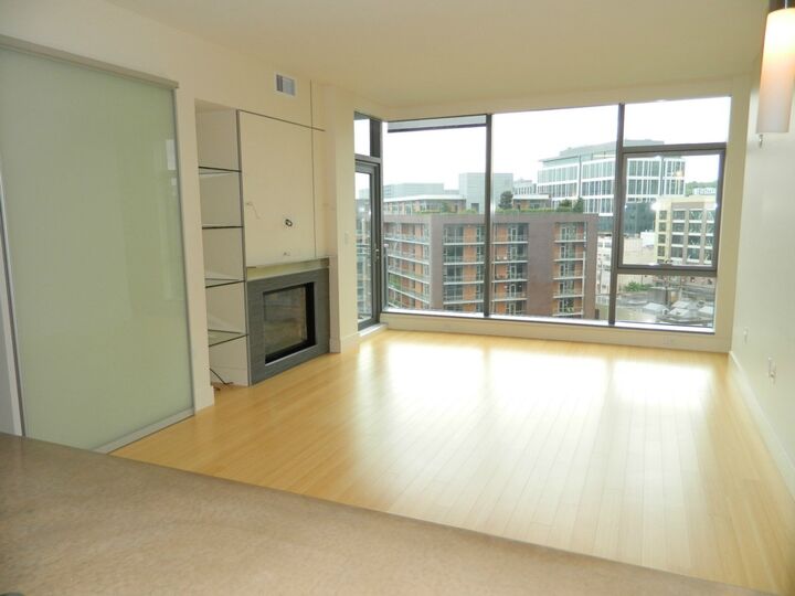 Property Photo:  820 Blanchard St 903  WA 98121 