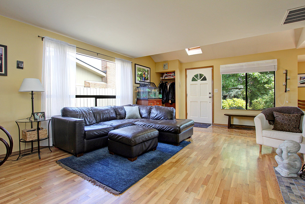 Property Photo: 9051 Corliss Avenue N WA 98103