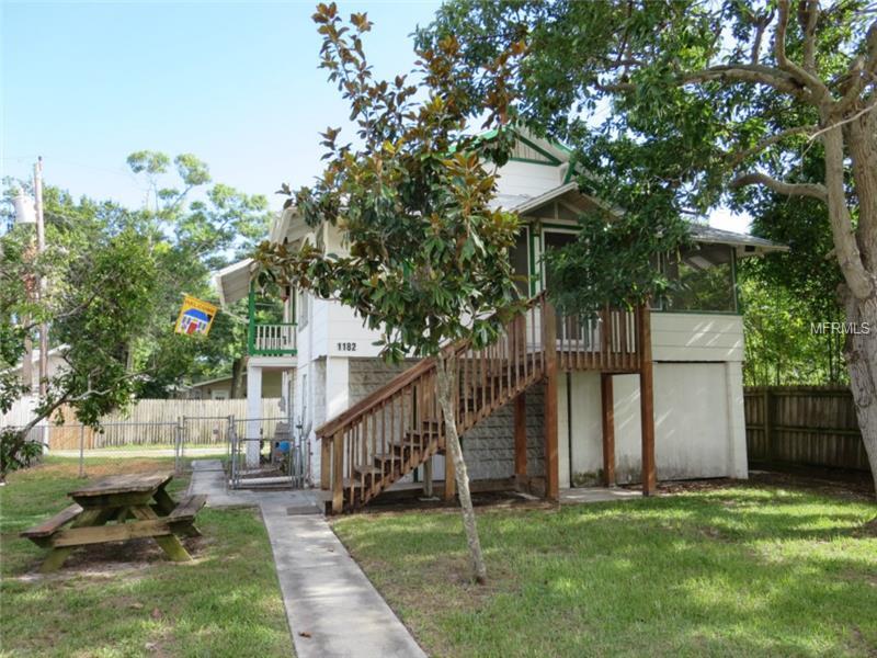Property Photo: 1182 24th Avenue N FL 33704