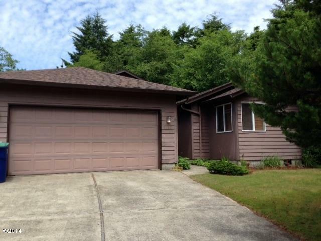 Property Photo: 1149 SE Spy Glass Ridge Drive OR 97367
