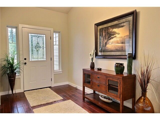 Property Photo:  1415 11th Ct  WA 98333 