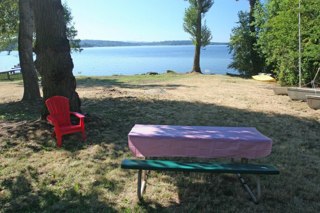 Property Photo:  8305 NE Juanita Dr  WA 98034 