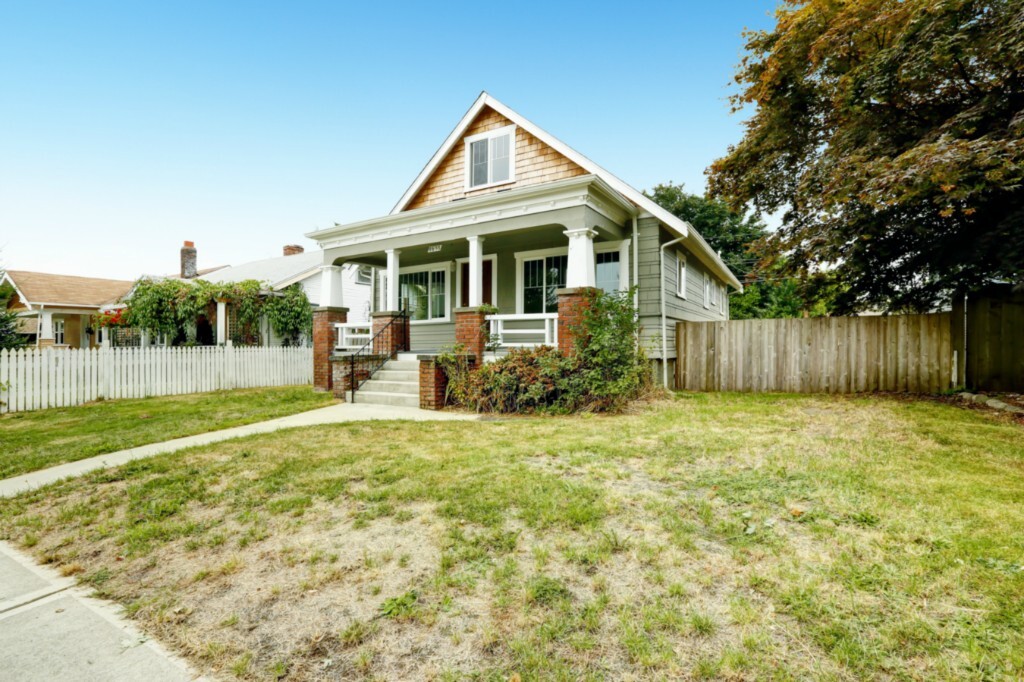 Property Photo: 4633 S Park Ave WA 98408