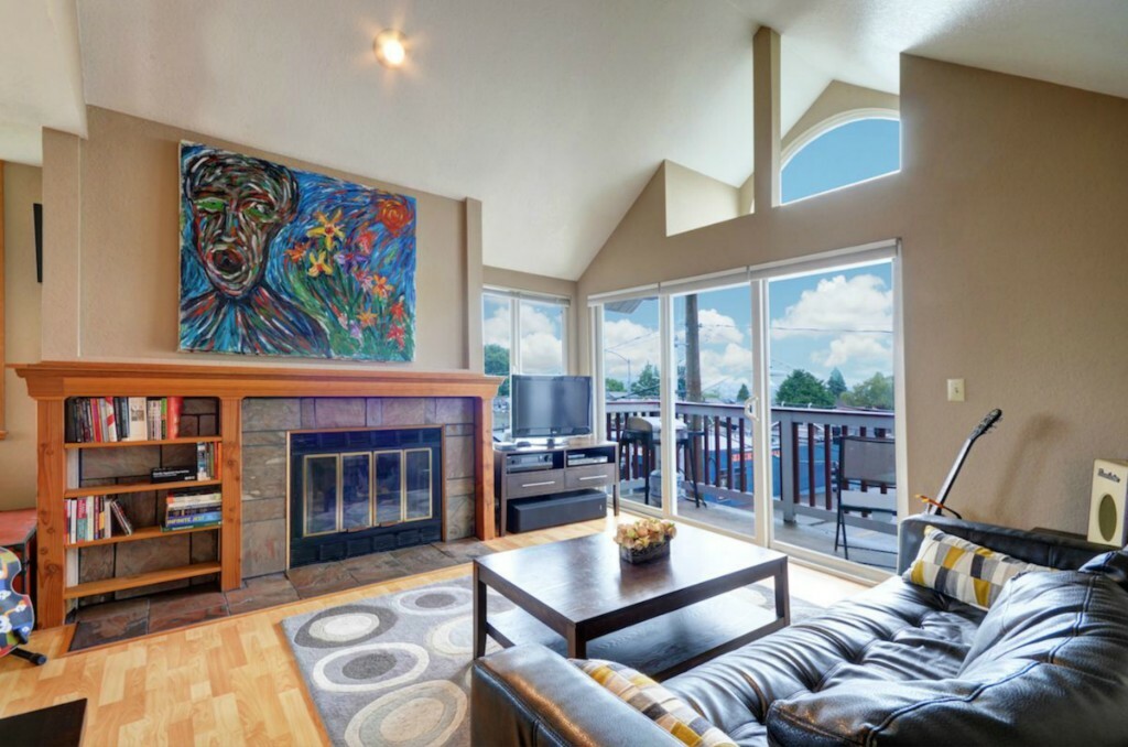 Property Photo: 5901 Phinney Ave N 308 WA 98103