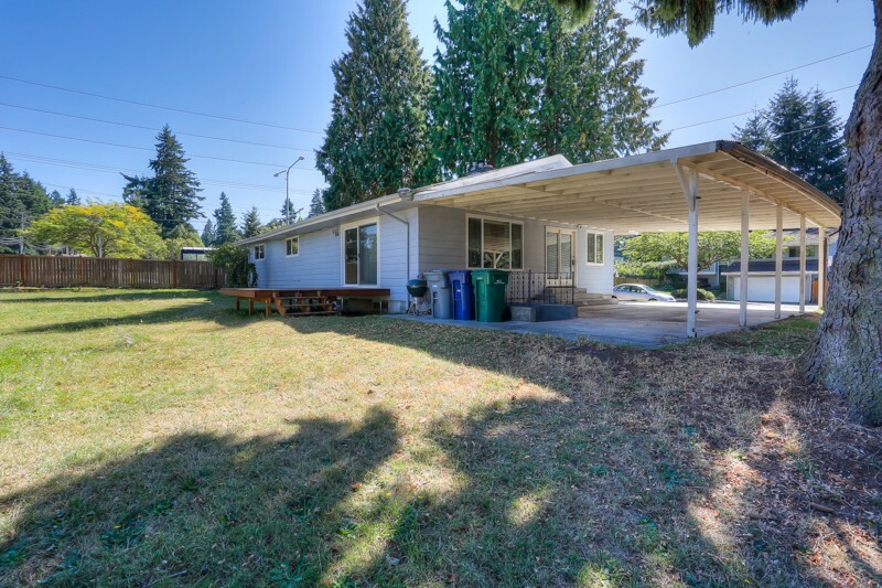 Property Photo:  5305 108th Ave NE  WA 98033 