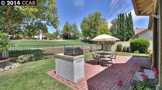 Property Photo:  326 Jacaranda Dr  CA 94506-2125 