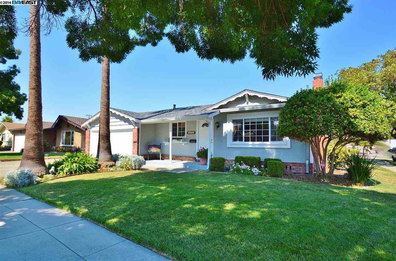 Property Photo:  4247 Argonaut Ct  CA 94536-6902 