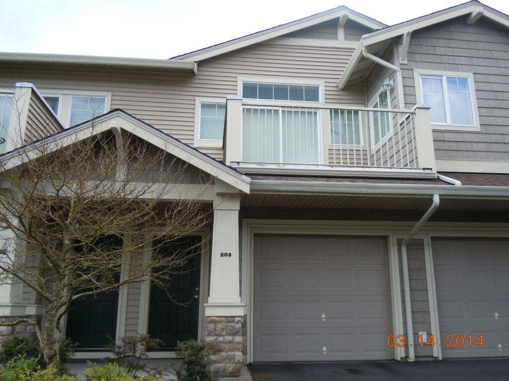 Property Photo:  1035 61st St SE 203  WA 98092 