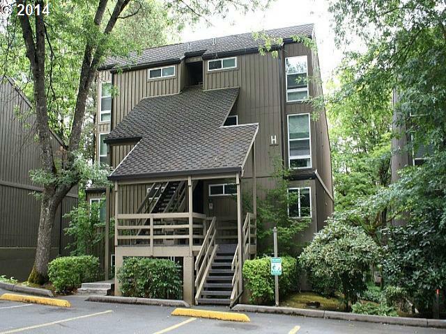 Property Photo: 100 Kerr Pkwy 54 OR 97035