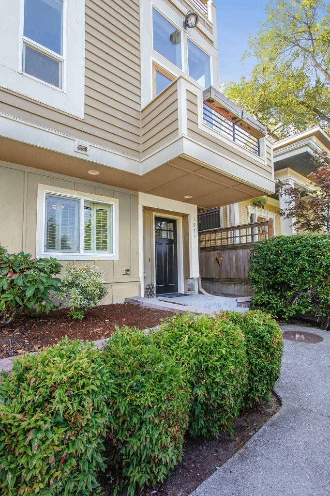 Property Photo: 1835 26th Ave WA 98122