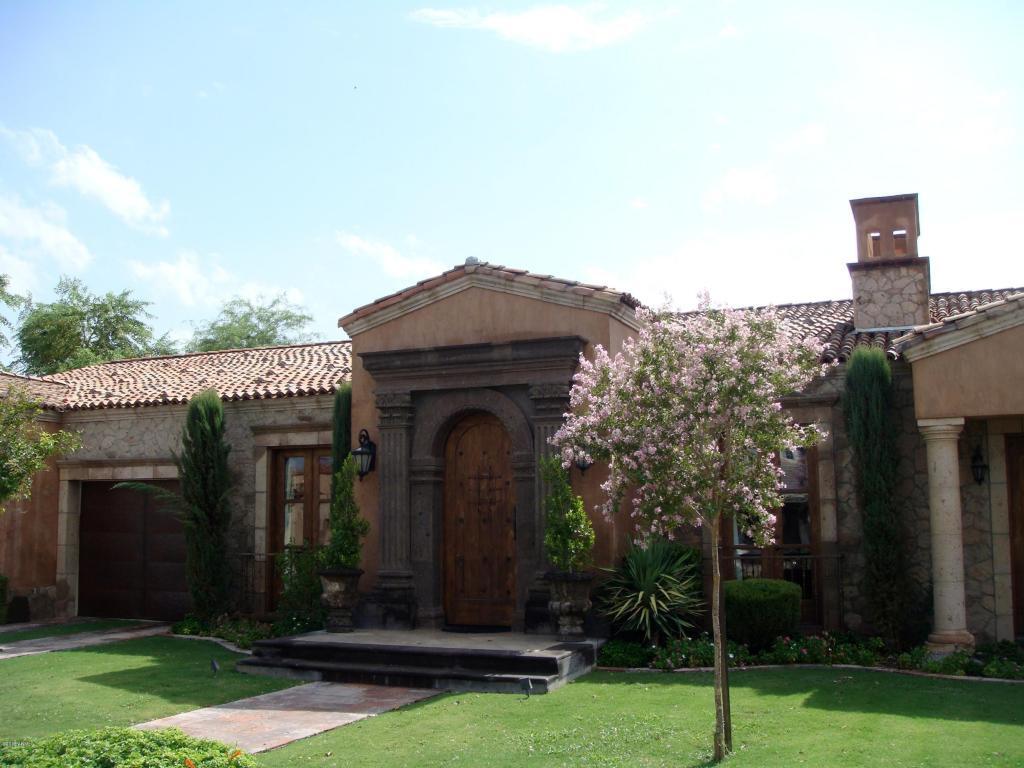 Property Photo: 4445 N 36th Place AZ 85018