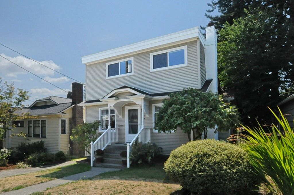 Property Photo: 509 N 76th St WA 98103