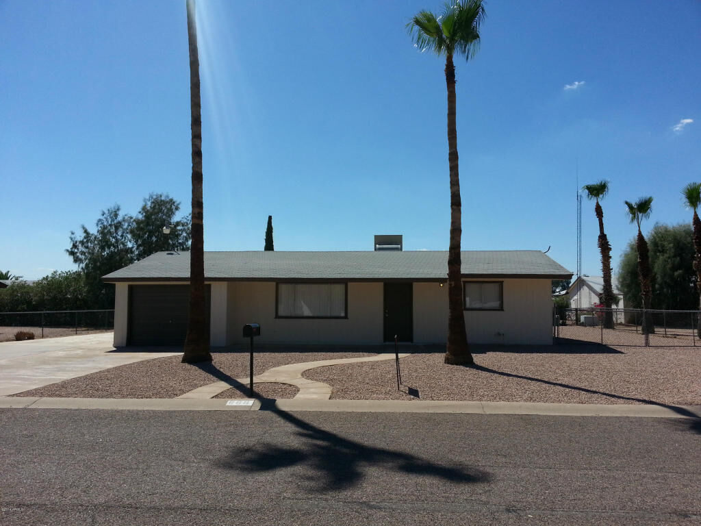 Property Photo: 668 S Gold Drive AZ 85120