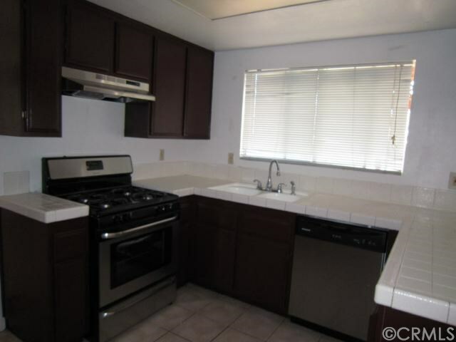 Property Photo:  154 Mahogany Street  CA 92582 