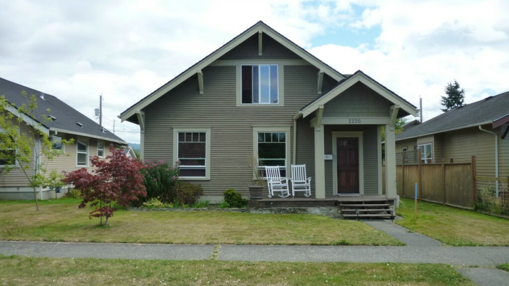 Property Photo: 2226 Franklin St WA 98225