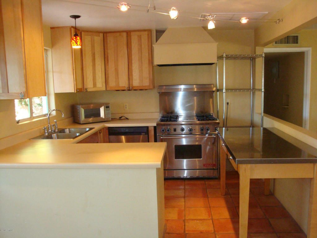 Property Photo:  4202 E Sells Drive  AZ 85018 