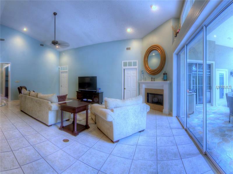 Property Photo:  704 Ironwood Court  FL 32708 