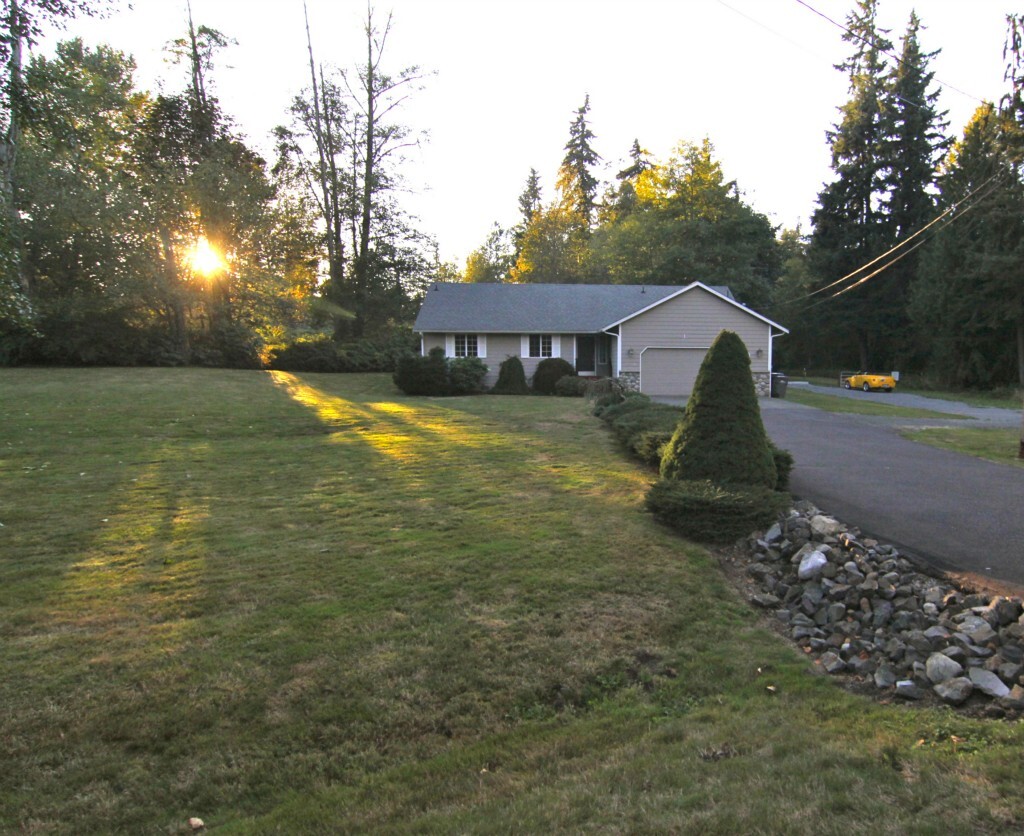 Property Photo:  5418 96th Dr SE  WA 98290 