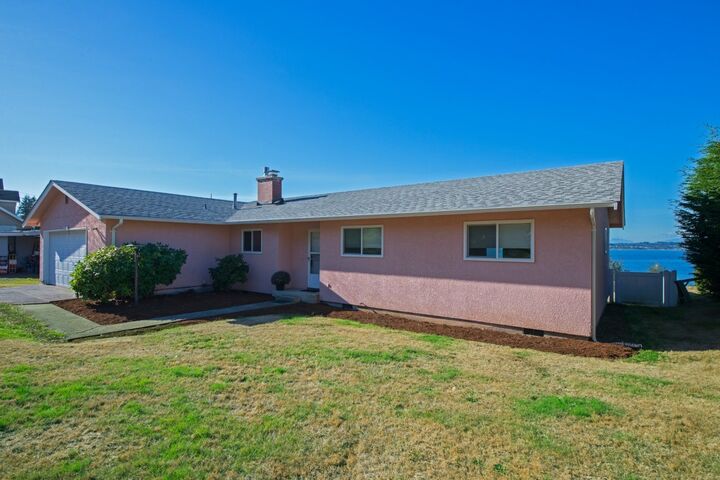 Property Photo:  6941 Holeman Ave  WA 98230 