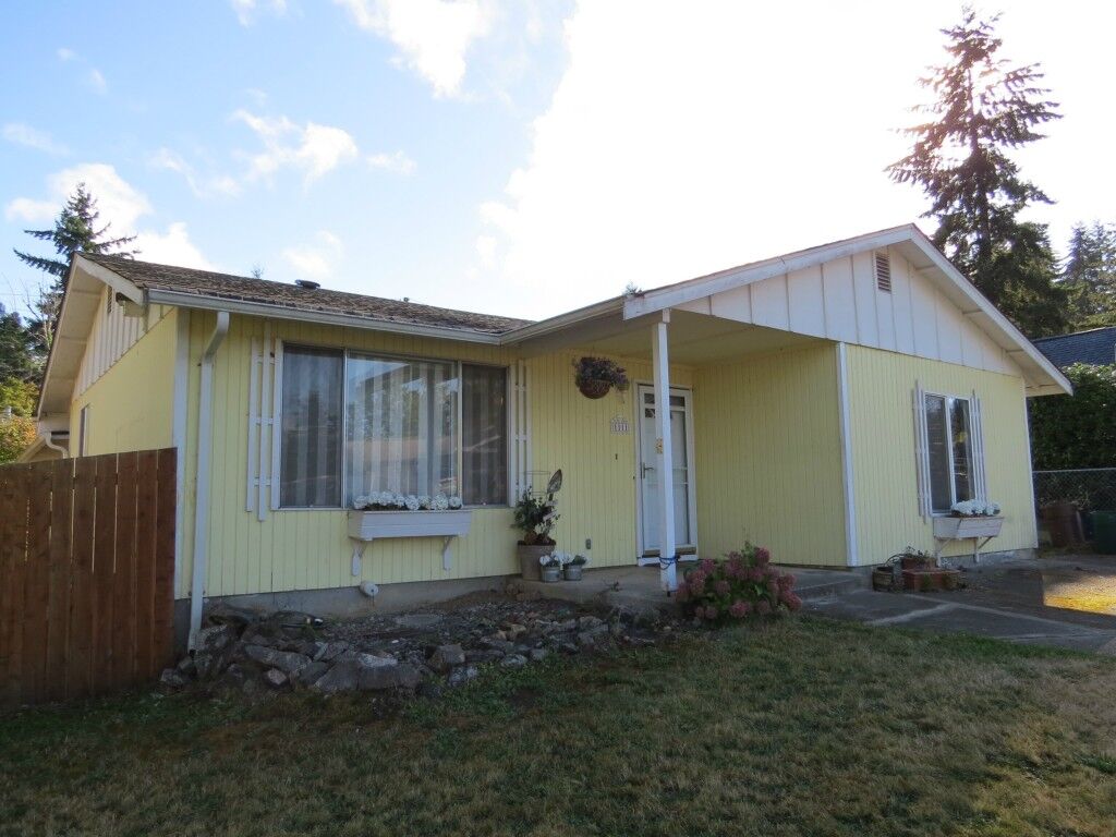 Property Photo:  1111 Turner Ave  WA 98584