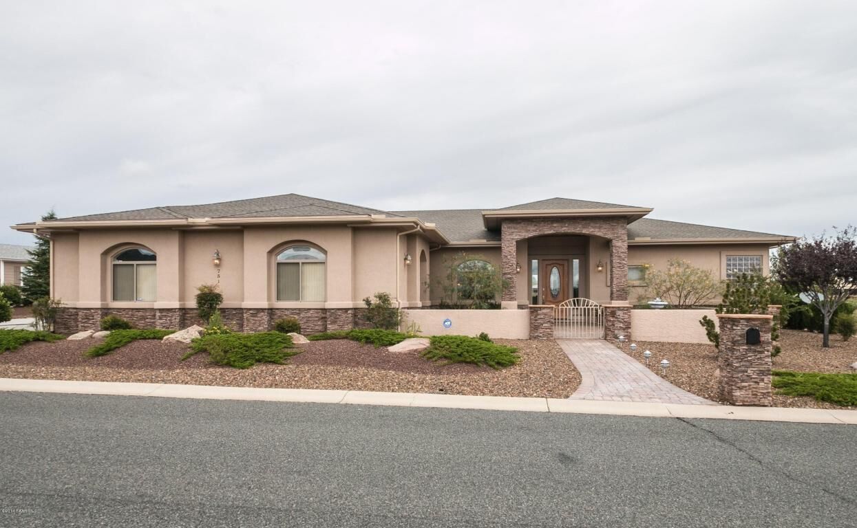 Property Photo:  7316 E Reins Court  AZ 86314 