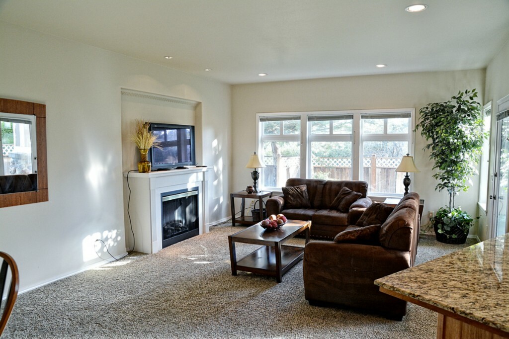 Property Photo:  6367 Murray Wy B  WA 98837 