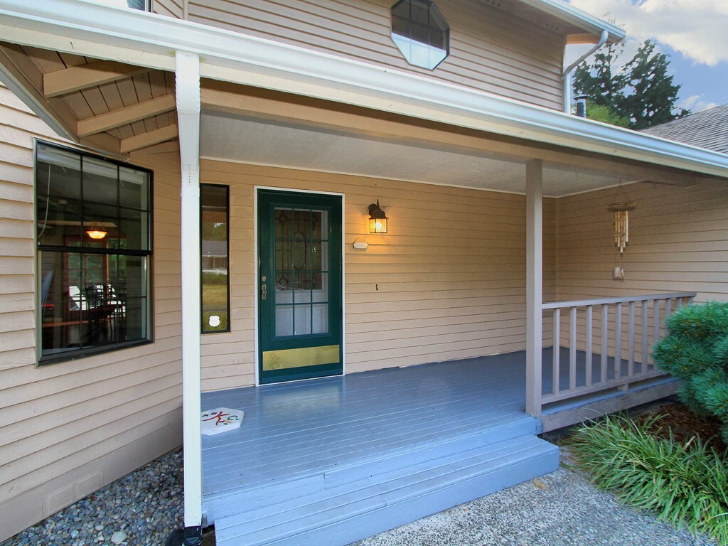 Property Photo:  13729 26th Ave SE  WA 98012 