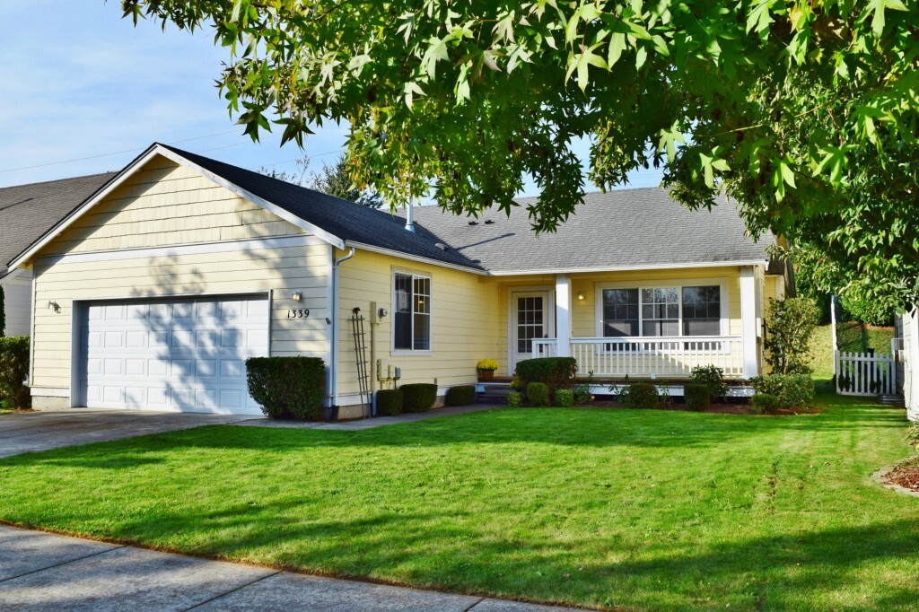 Property Photo: 1339 Spruce St WA 98264