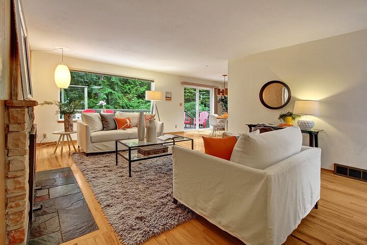 Property Photo: 11559 38th Ave NE WA 98125